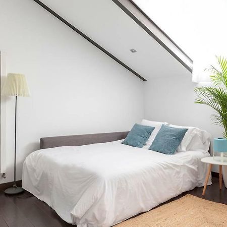 מדריד Modern Top Floor Loft At Malasana'S Heart מראה חיצוני תמונה