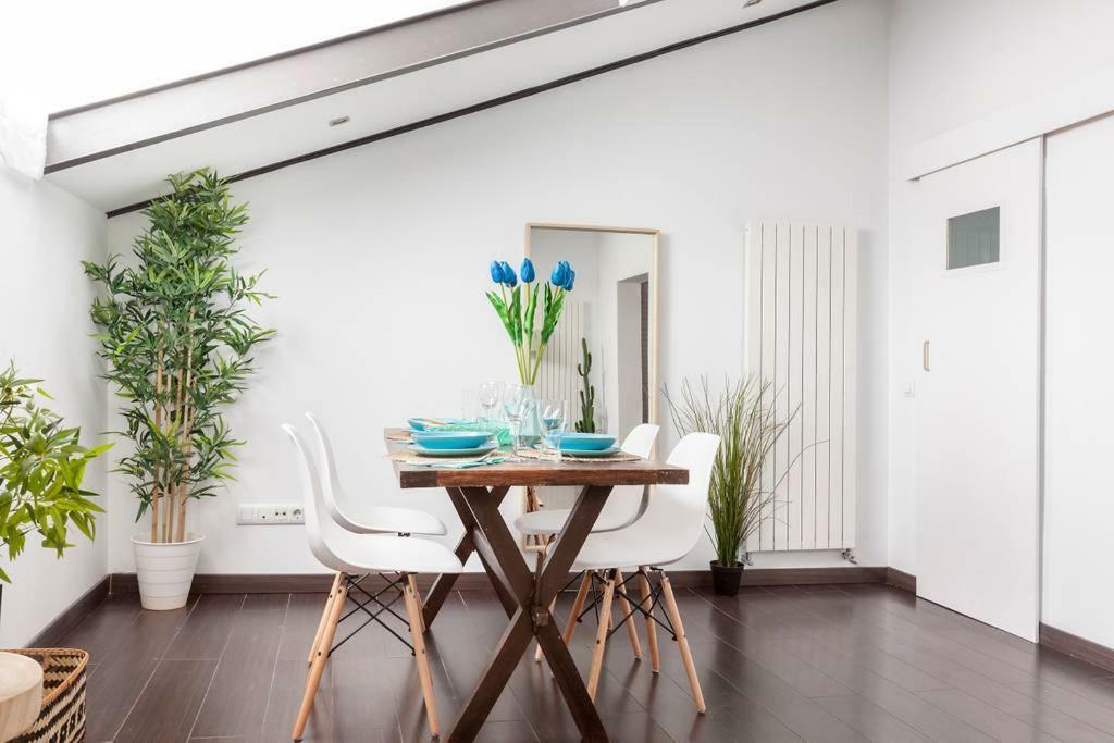 מדריד Modern Top Floor Loft At Malasana'S Heart מראה חיצוני תמונה