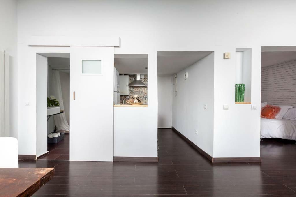מדריד Modern Top Floor Loft At Malasana'S Heart מראה חיצוני תמונה