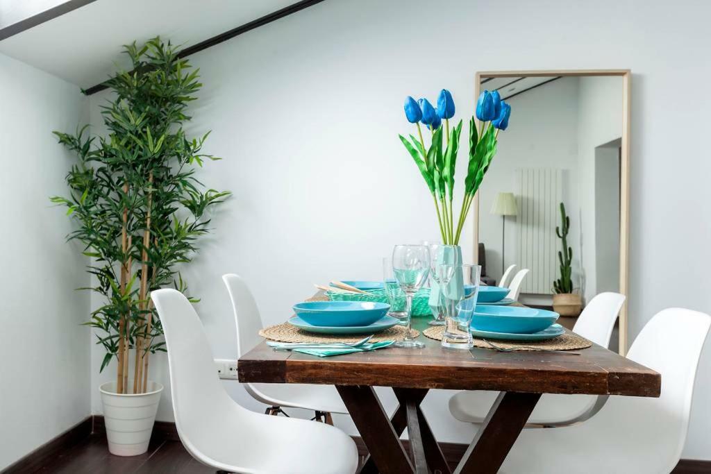 מדריד Modern Top Floor Loft At Malasana'S Heart מראה חיצוני תמונה